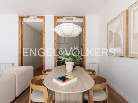 Flat in calle de la Madera - Photo 8