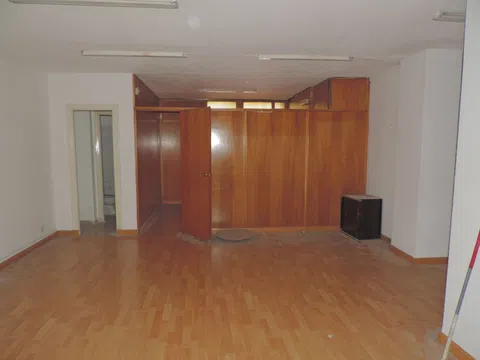 Flat in calle de Raimundo Fernández Villaverde - Photo 15