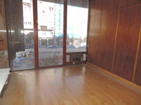 Flat in calle de Raimundo Fernández Villaverde - Photo 5