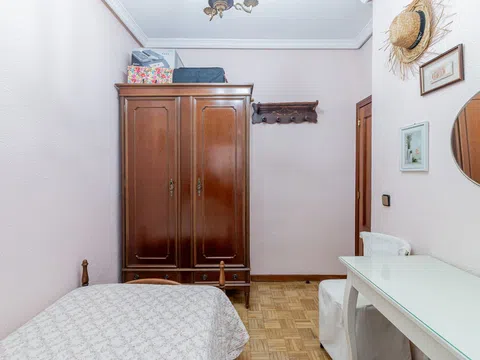 Flat in calle de Antonio López - Photo 19
