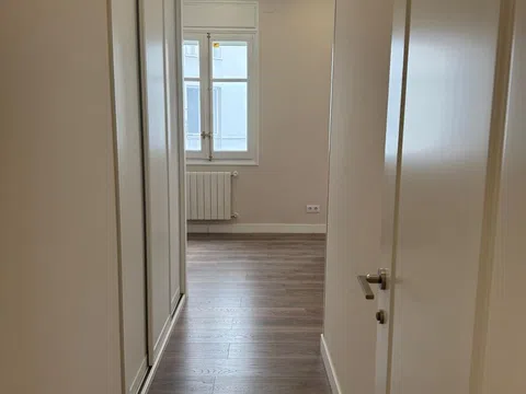 Flat in calle de Francisco Silvela - Photo 19