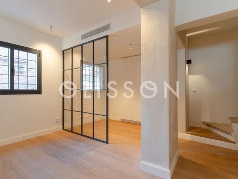 Duplex - Photo 3