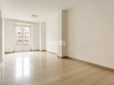 Flat in CL Princesa - Photo 3