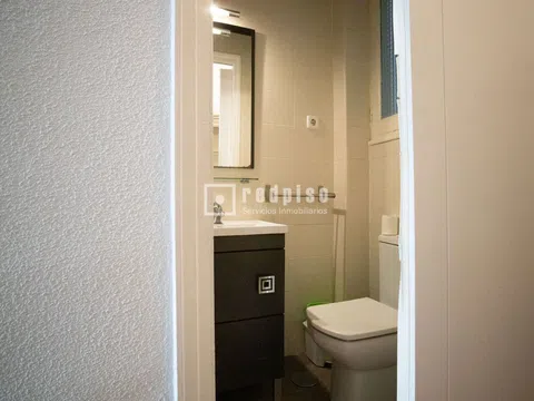 Flat in calle de Ríos Rosas - Photo 15