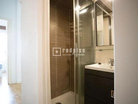 Flat in calle de Ríos Rosas - Photo 16