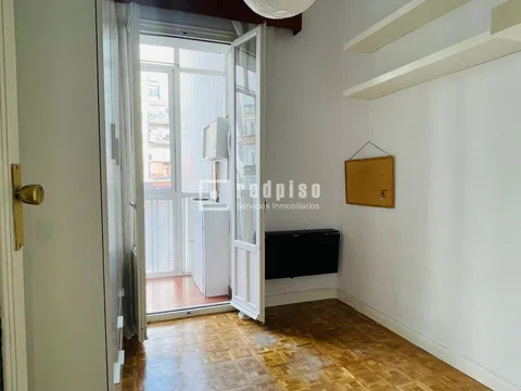 Flat in calle de Ríos Rosas - Photo 9