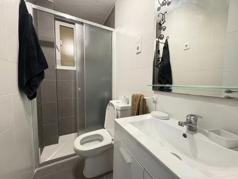 Flat in avenida de Menéndez Pelayo - Photo 5