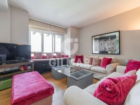 Flat - Photo 3
