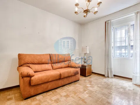 Flat in paseo de Santa María de la Cabeza - Photo 1