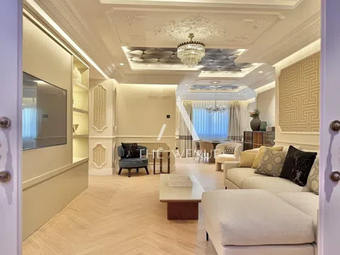 Flat in calle de Guzmán el Bueno - Photo 2