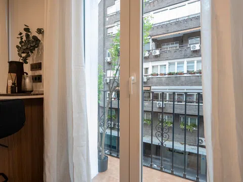 Flat in calle de Montesa - Photo 10