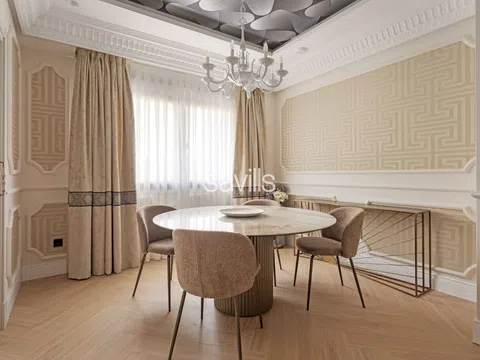 Flat in CL Guzman El Bueno - Photo 5