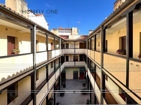 Flat in calle del Amparo - Photo 14