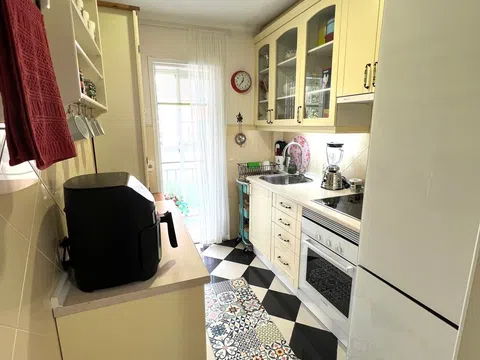 Flat in CL Arroyo Del Olivar - Photo 2