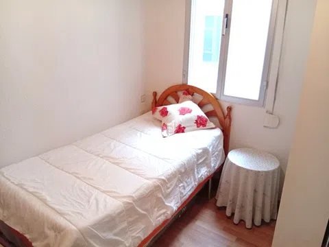 Flat in calle de Granada - Photo 11