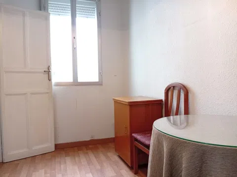 Flat in calle de Granada - Photo 14