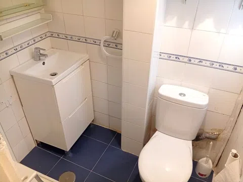 Flat in calle de Granada - Photo 20