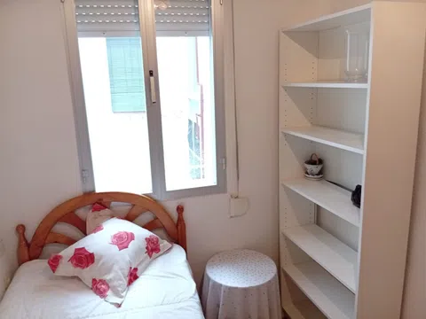 Flat in calle de Granada - Photo 9
