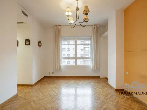 Flat in calle de Esteban Palacios - Photo 11