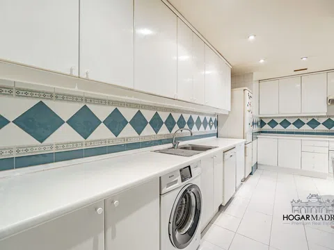 Flat in calle de Esteban Palacios - Photo 15