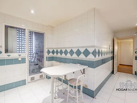 Flat in calle de Esteban Palacios - Photo 18