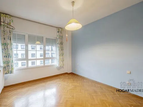 Flat in calle de Esteban Palacios - Photo 7