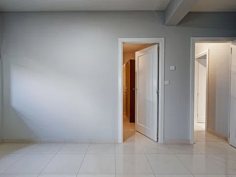 Flat in calle de Albares de la Ribera - Photo 5