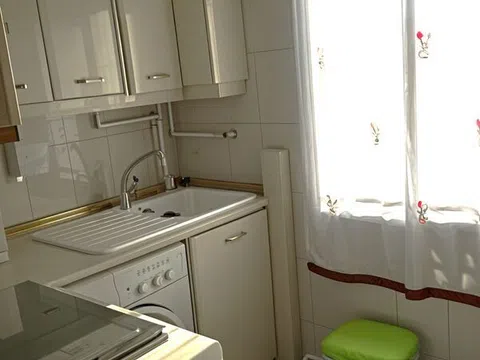 Flat in calle de Albares de la Ribera - Photo 8