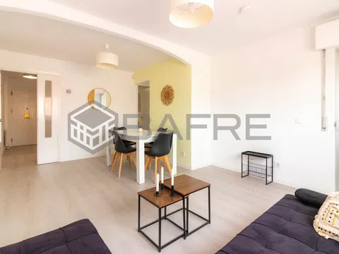 Flat in calle Adora - Photo 3