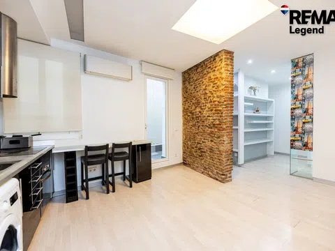 Flat in Sainz De Baranda - Photo 2