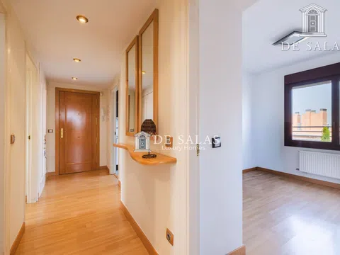 Penthouse - Photo 20