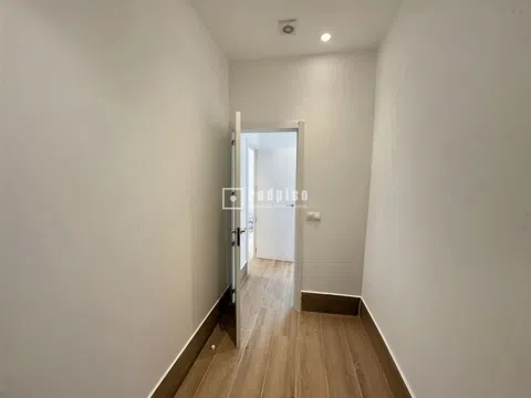 Flat in calle del Alerce - Photo 9