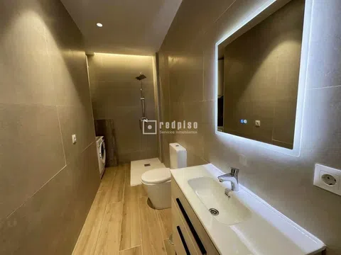 Flat in calle del Alerce - Photo 10