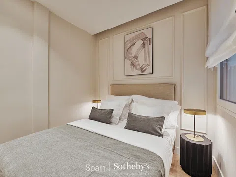 Flat in calle del Alcalde Sainz de Baranda - Photo 13