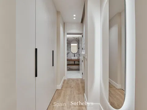 Flat in calle del Alcalde Sainz de Baranda - Photo 10