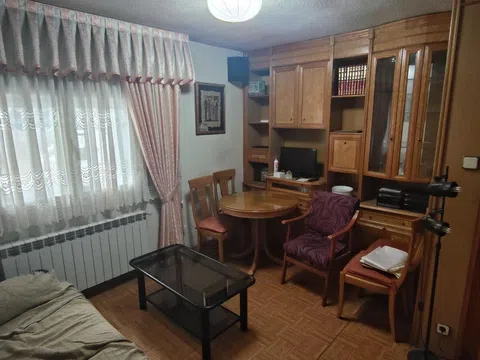 Flat - Photo 2