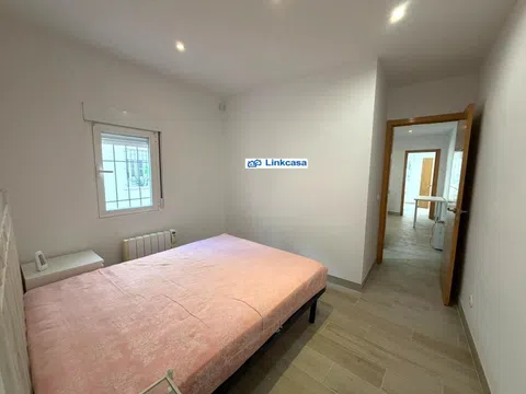 Flat in calle de Sepúlveda - Photo 2
