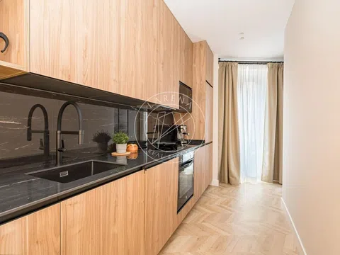 Flat in calle de Castelló - Photo 4