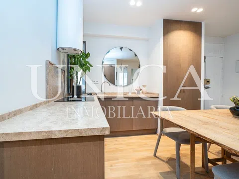 Flat in calle de Regueros - Photo 19