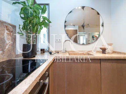 Flat in calle de Regueros - Photo 20