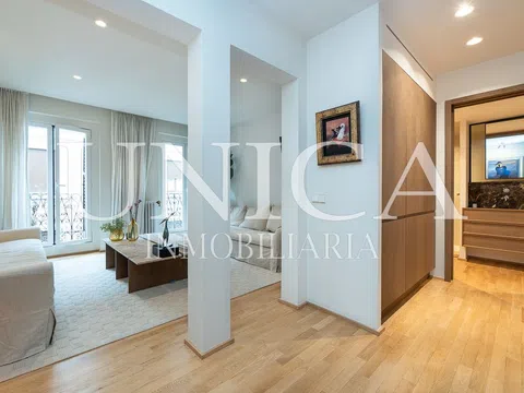 Flat in calle de Regueros - Photo 10