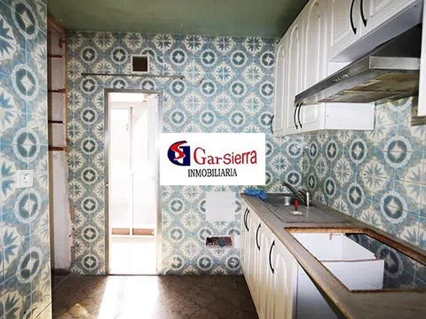 Flat in calle Arechavaleta - Photo 3