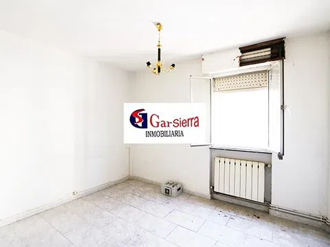 Flat in calle Arechavaleta - Photo 6
