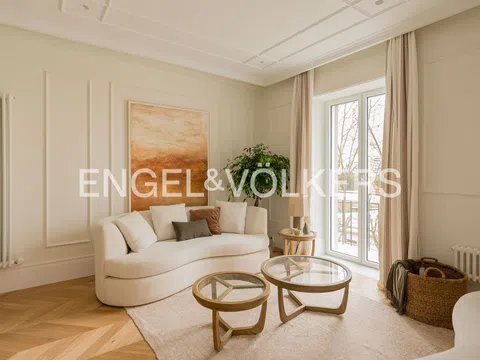 Flat in calle de los Reyes Magos - Photo 2