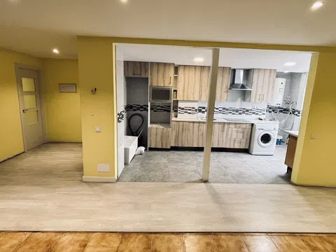Flat in CL Albuñuelas - Photo 14