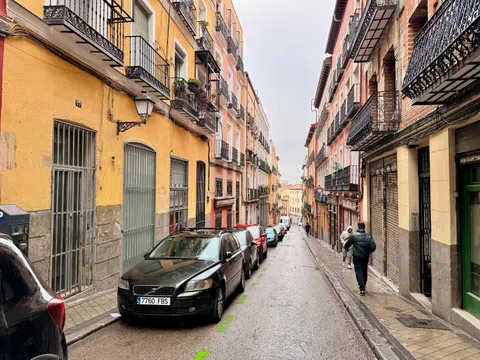 Flat in calle del Salitre - Photo 10