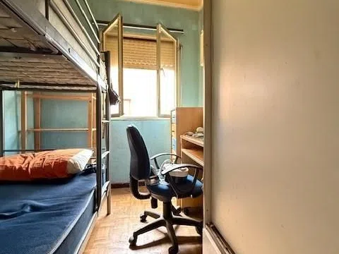 Flat in calle Sierra de Alcubierre - Photo 6