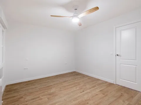 Flat in calle de El Pedernoso - Photo 6