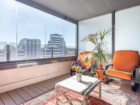 Flat in avenida de Secundino Zuazo - Photo 9