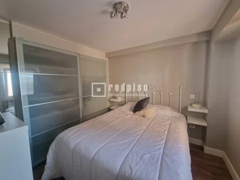 Flat in calle Gandhi - Photo 13